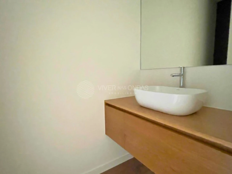 Apartamento T3 para Venda em Urgezes Foto 20