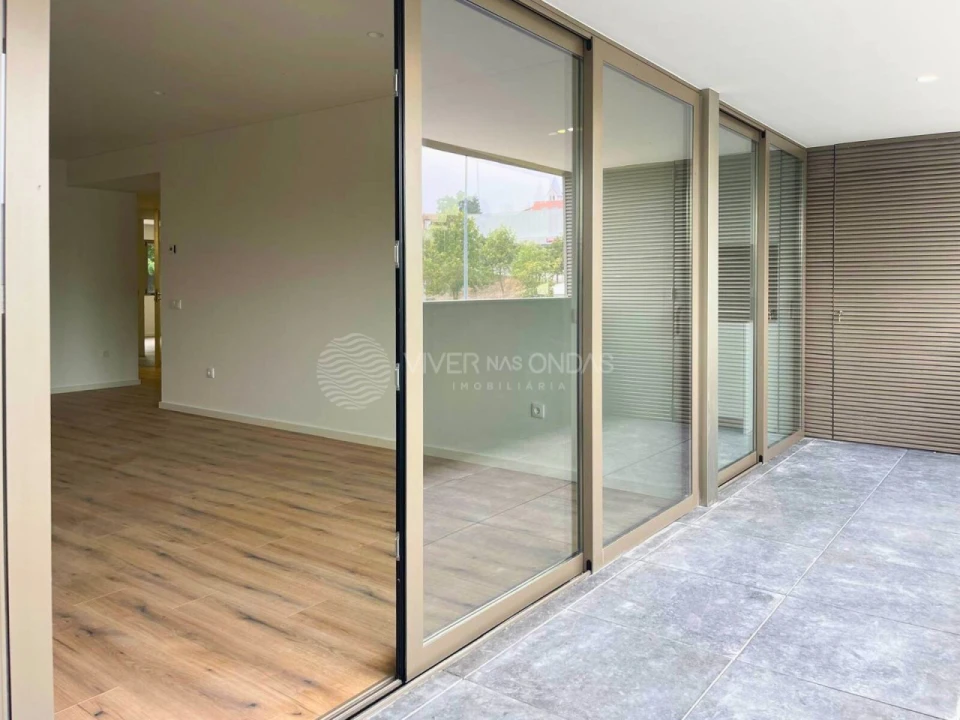 Apartamento T3 para Venda em Urgezes Foto 8