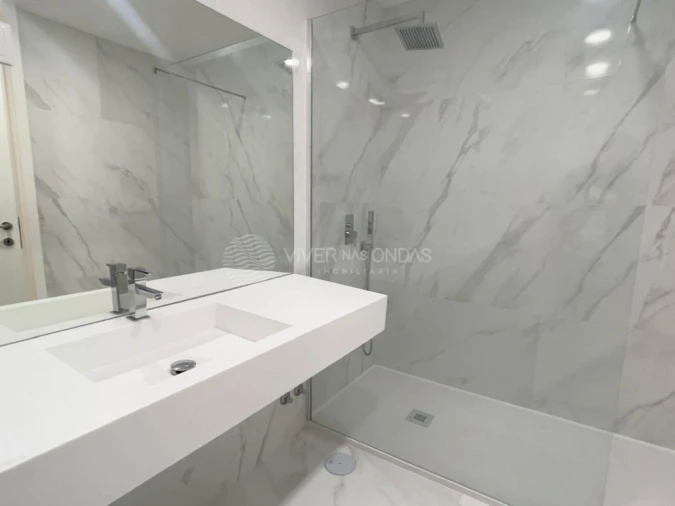 Apartamento T3 para Venda em Urgezes Foto 14