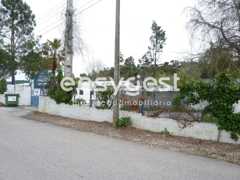 Armazém para Venda em Bemposta Foto 2