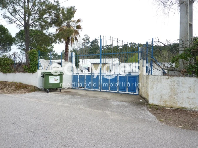 Armazém para Venda em Bemposta Foto 3