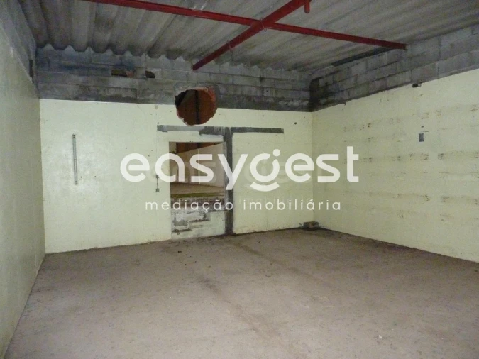 Armazém para Venda em Bemposta Foto 18