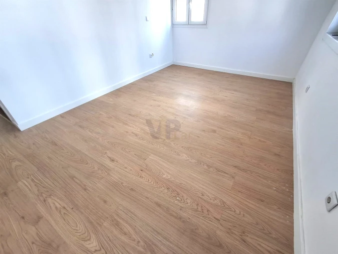 Moradia T3 para Venda em Mafamude e Vilar do Paraíso Foto 36