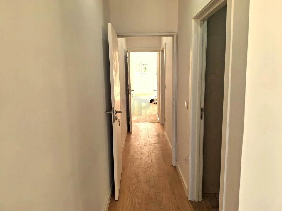 Moradia T3 para Venda em Mafamude e Vilar do Paraíso Foto 22