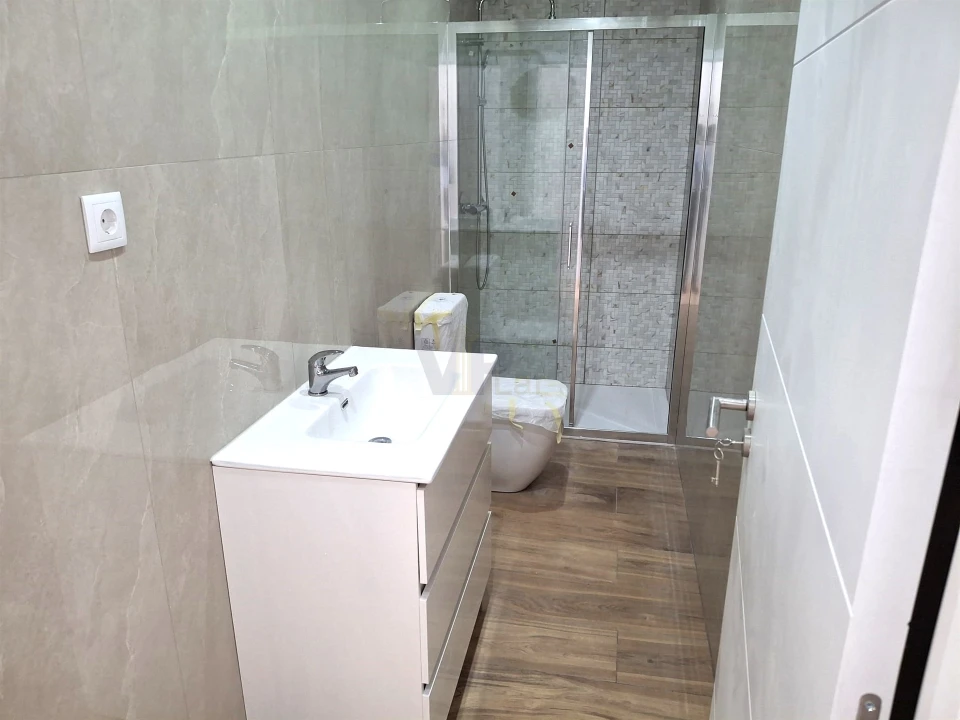 Moradia T3 para Venda em Mafamude e Vilar do Paraíso Foto 46