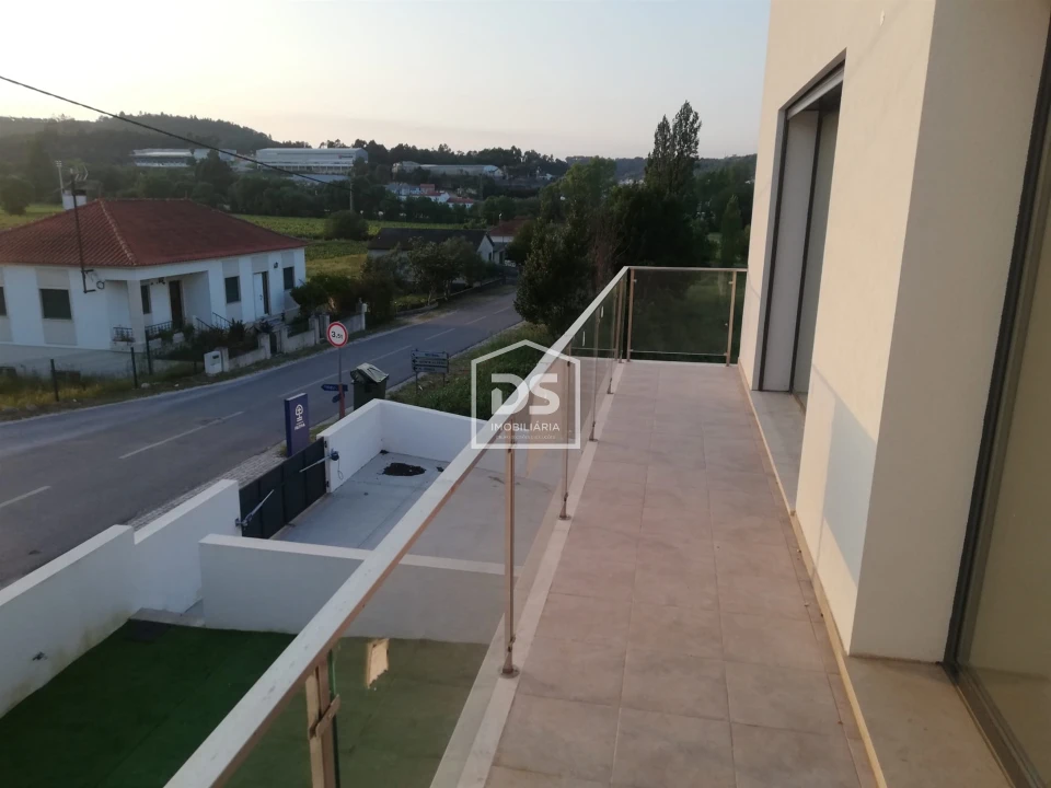 Moradia T4 para Venda em Nossa Senhora das Misericordias Foto 23