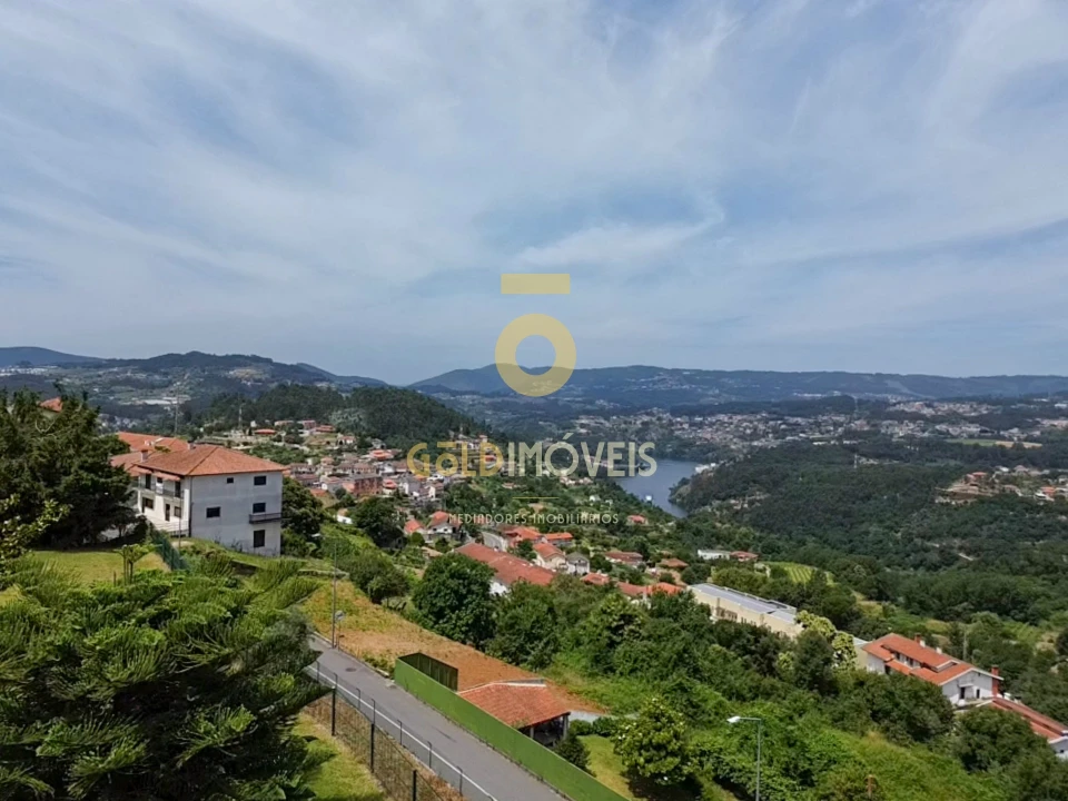 Quinta T6 para Venda em Souselo Foto 4