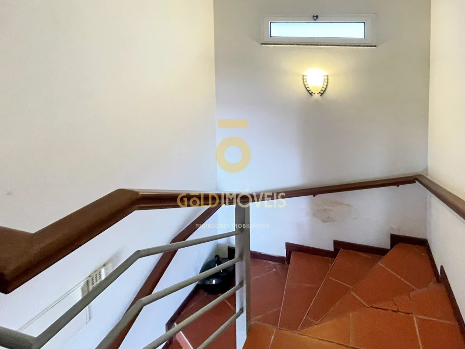 Quinta T6 para Venda em Souselo Foto 16