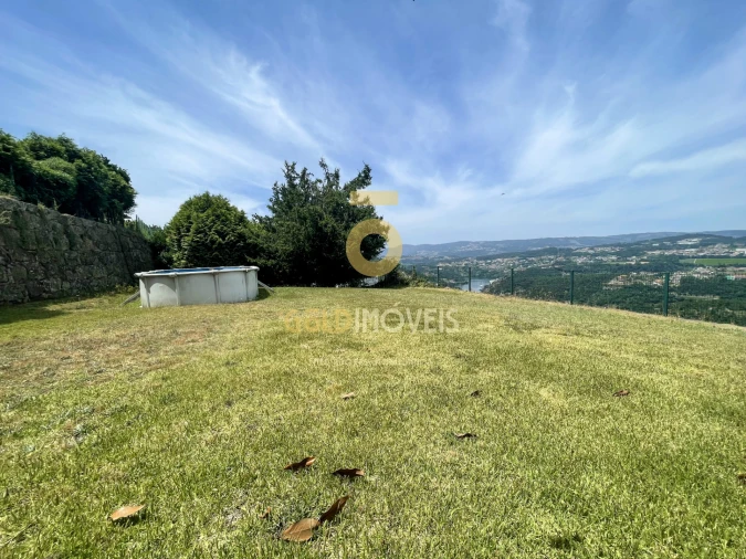 Quinta T6 para Venda em Souselo Foto 6