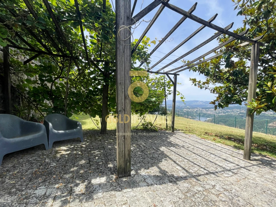 Quinta T6 para Venda em Souselo Foto 8