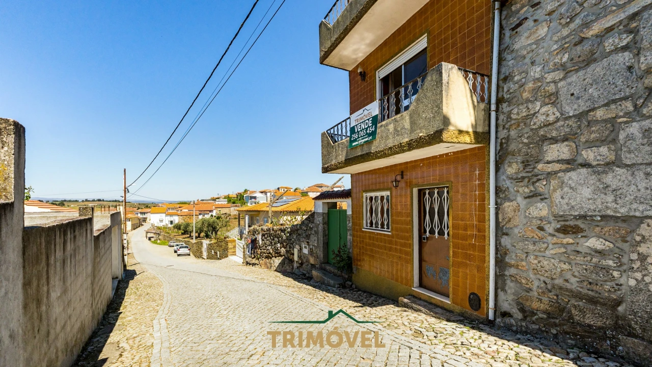 Moradia T2 para Venda em Favaios Foto 21