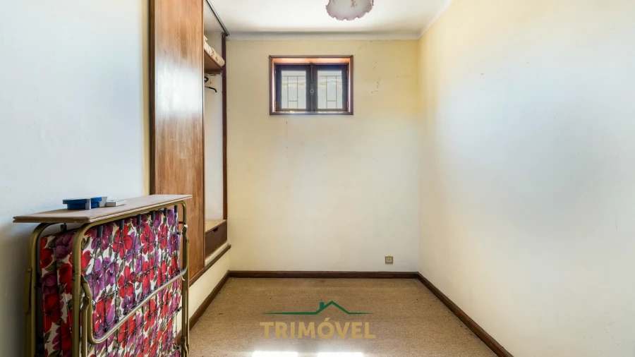 Moradia T2 para Venda em Favaios Foto 13