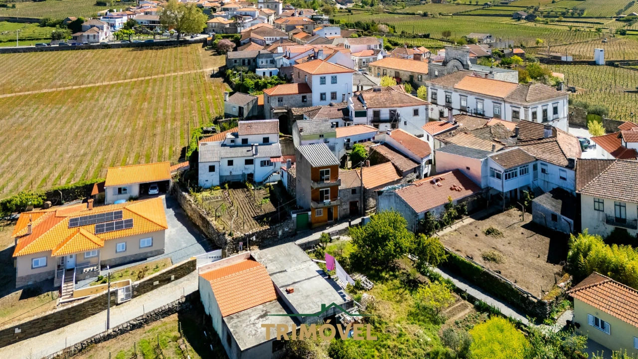 Moradia T2 para Venda em Favaios Foto 1