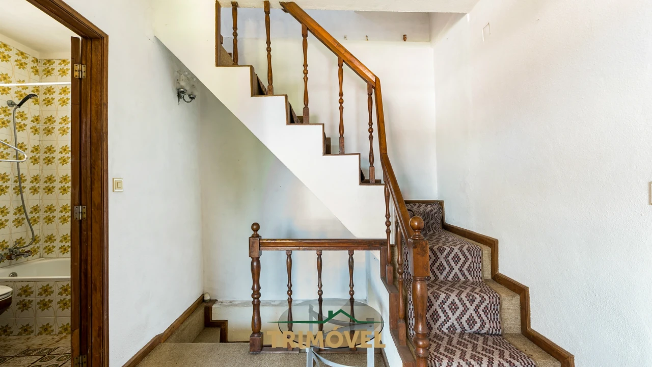 Moradia T2 para Venda em Favaios Foto 12