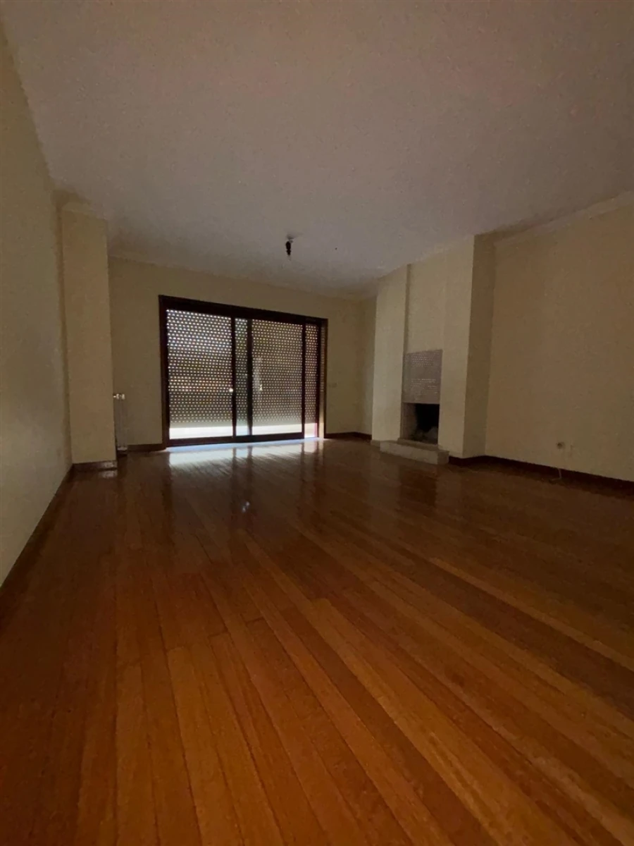 Apartamento T3 para Arrendamento em Vila Nova de Famalicão e Calendário Foto 10