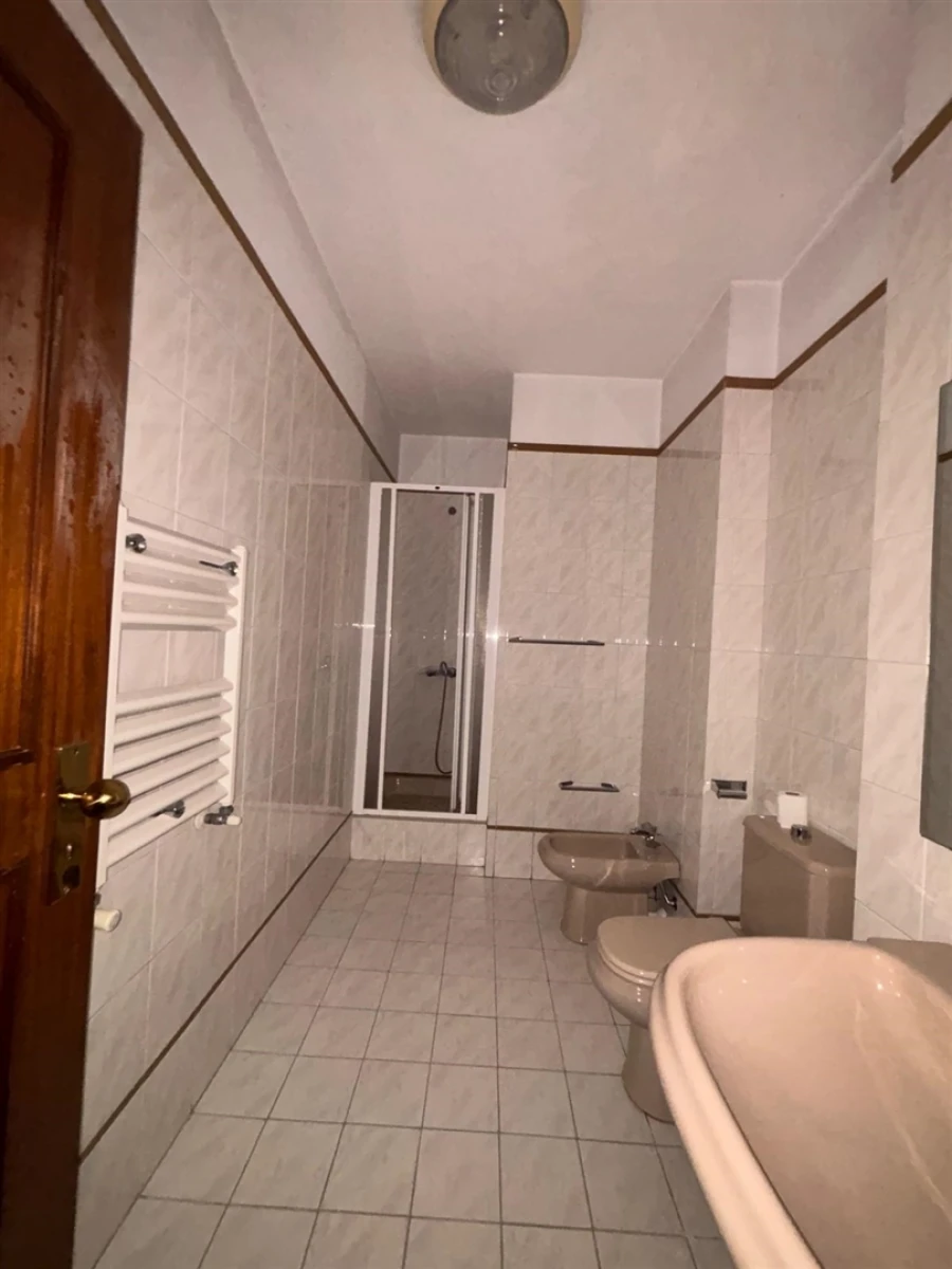 Apartamento T3 para Arrendamento em Vila Nova de Famalicão e Calendário Foto 8