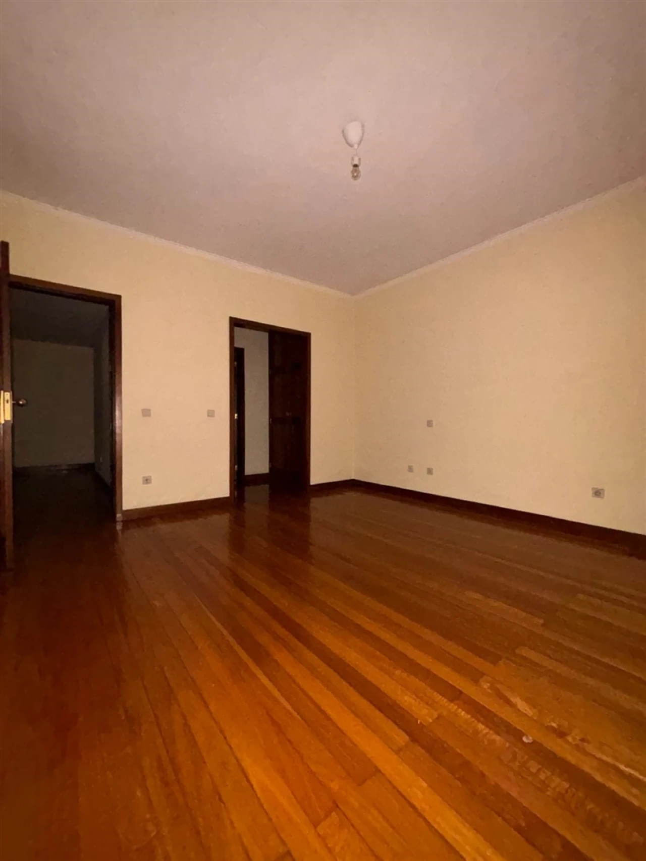 Apartamento T3 para Arrendamento em Vila Nova de Famalicão e Calendário Foto 14