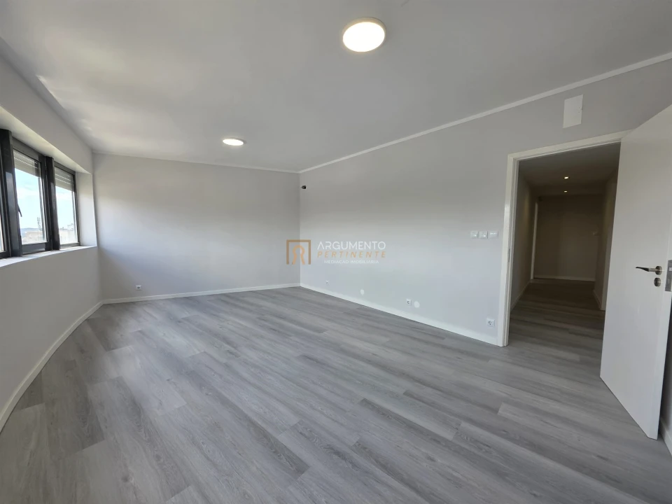 Apartamento T4 para Venda em São Vicente (Braga) Foto 17