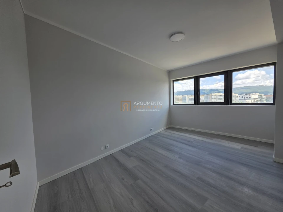 Apartamento T4 para Venda em São Vicente (Braga) Foto 21