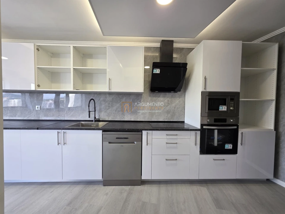 Apartamento T4 para Venda em São Vicente (Braga) Foto 31