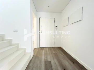 Moradia T4 para Venda em Corroios