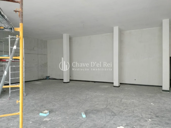 Loja para Venda em Repeses e São Salvador Foto 2