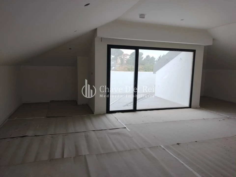 Apartamento T4 para Venda em Repeses e São Salvador Foto 19