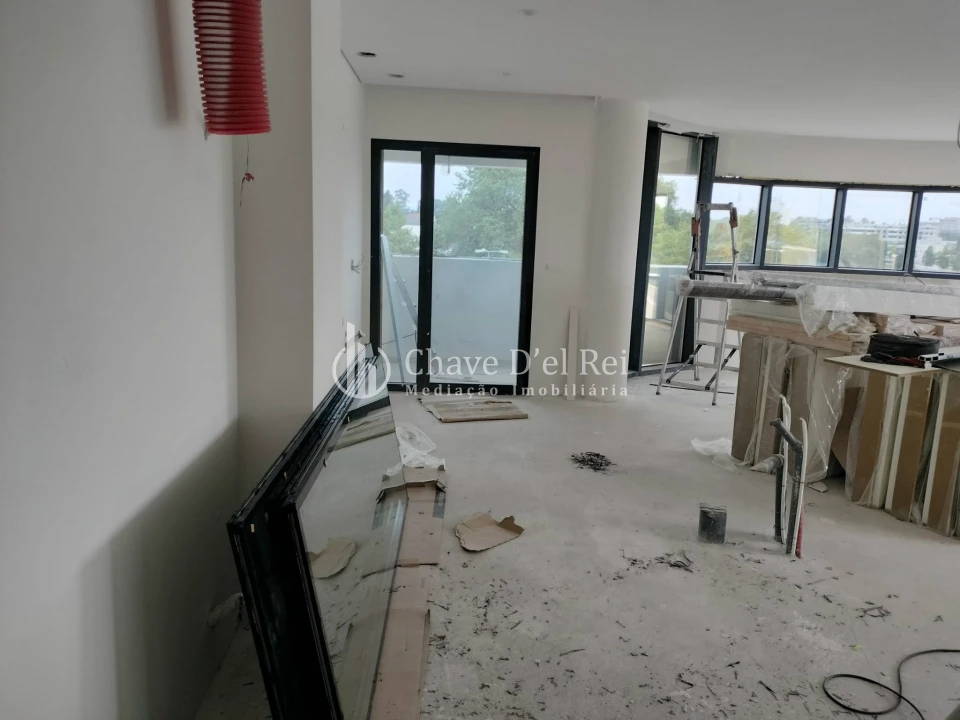 Apartamento T4 para Venda em Repeses e São Salvador Foto 17