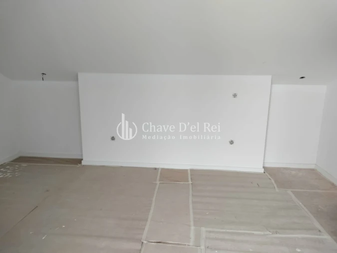 Apartamento T4 para Venda em Repeses e São Salvador Foto 12