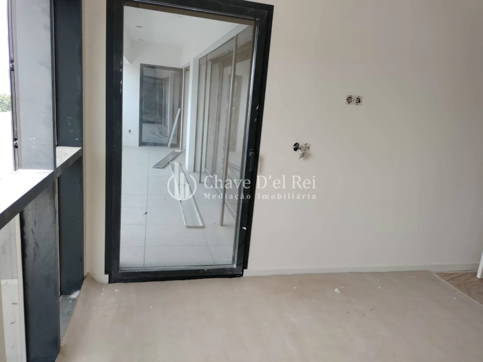 Apartamento T4 para Venda em Repeses e São Salvador Foto 7