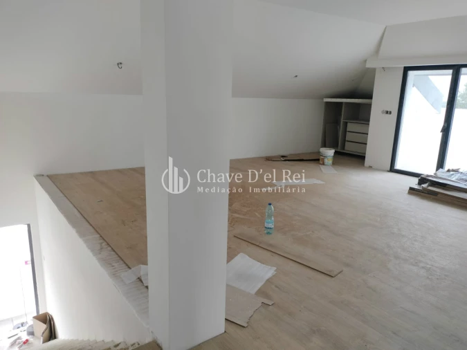 Apartamento T4 para Venda em Repeses e São Salvador Foto 9