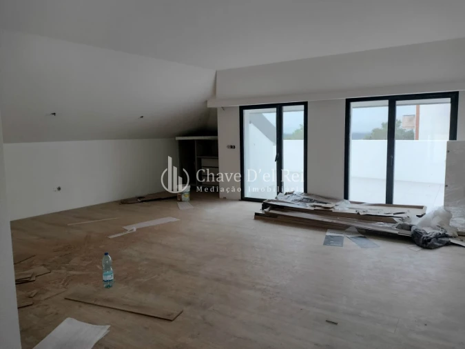 Apartamento T4 para Venda em Repeses e São Salvador Foto 5