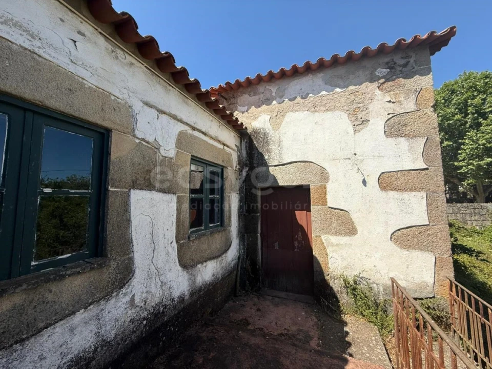 Moradia T6 para Venda em Numão Foto 8