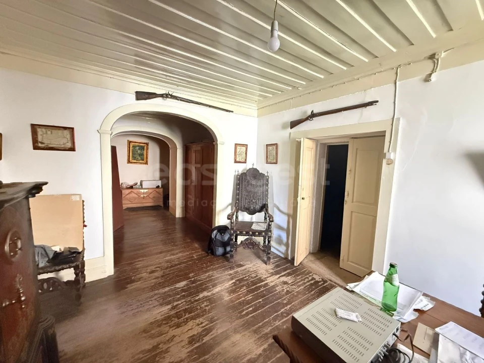 Moradia T6 para Venda em Numão Foto 14