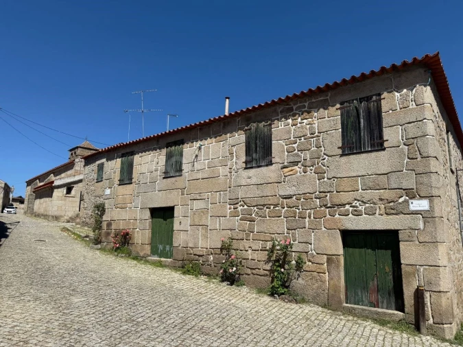 Moradia T6 para Venda em Numão Foto 23