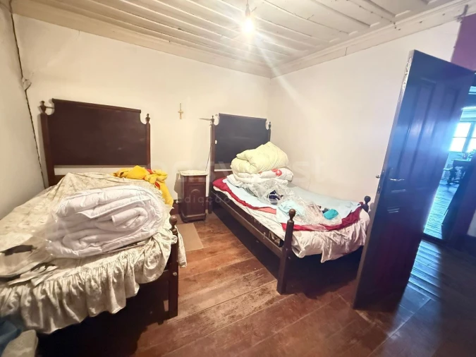 Moradia T6 para Venda em Numão Foto 27