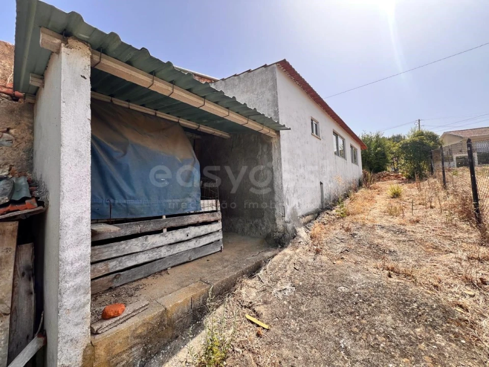 Moradia T3 para Venda em Assentiz Foto 13