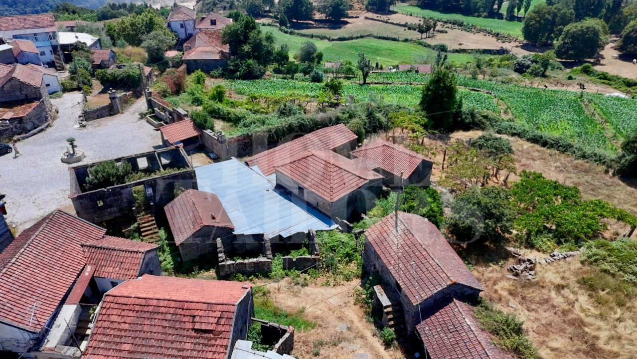 Moradia T3 para Venda em Abragão Foto 14