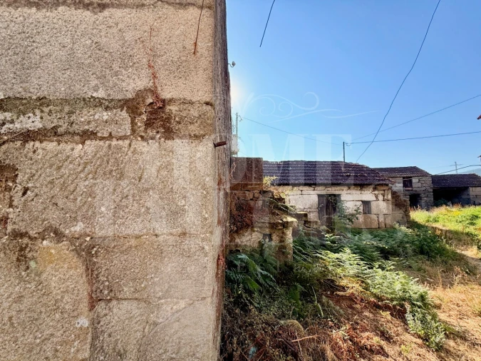 Moradia T3 para Venda em Abragão Foto 6