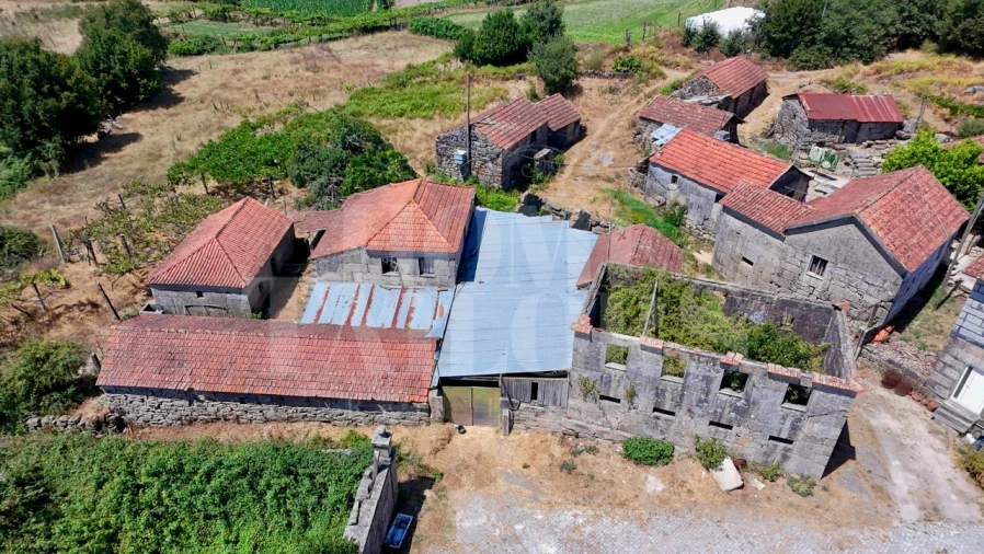 Moradia T3 para Venda em Abragão Foto 13