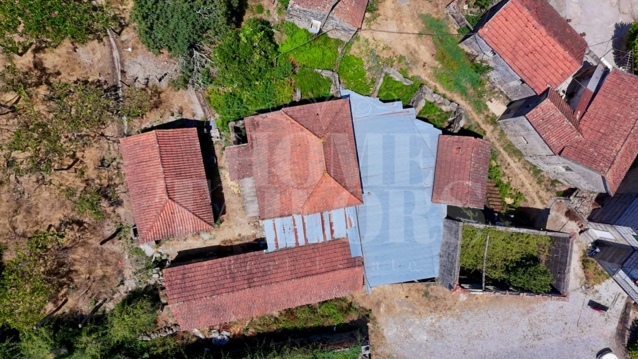 Moradia T3 para Venda em Abragão Foto 16