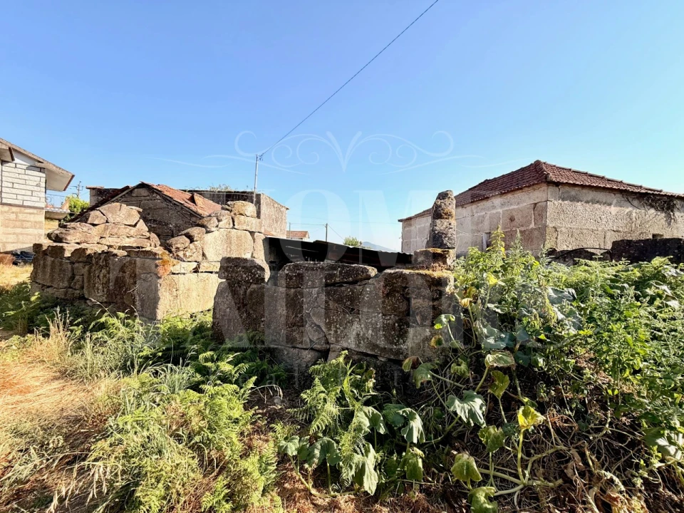 Moradia T3 para Venda em Abragão Foto 23