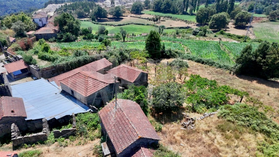 Moradia T3 para Venda em Abragão Foto 14