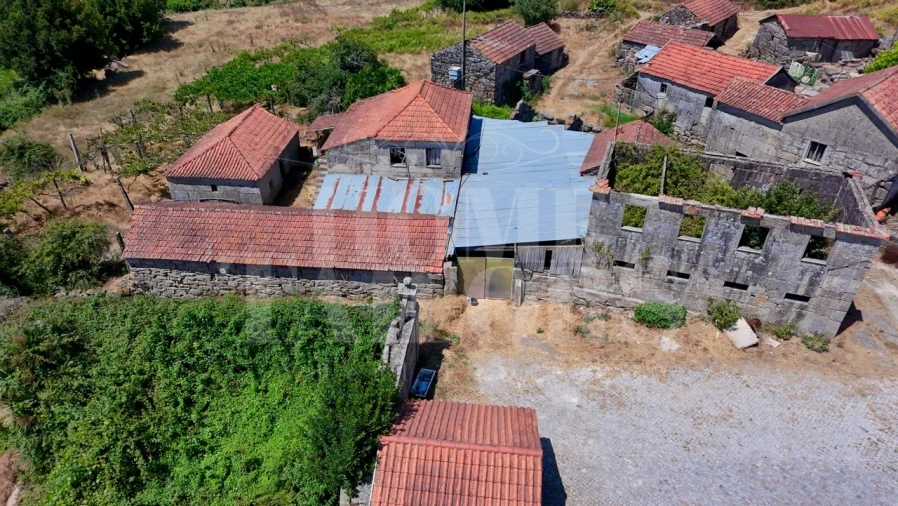 Moradia T3 para Venda em Abragão Foto 15