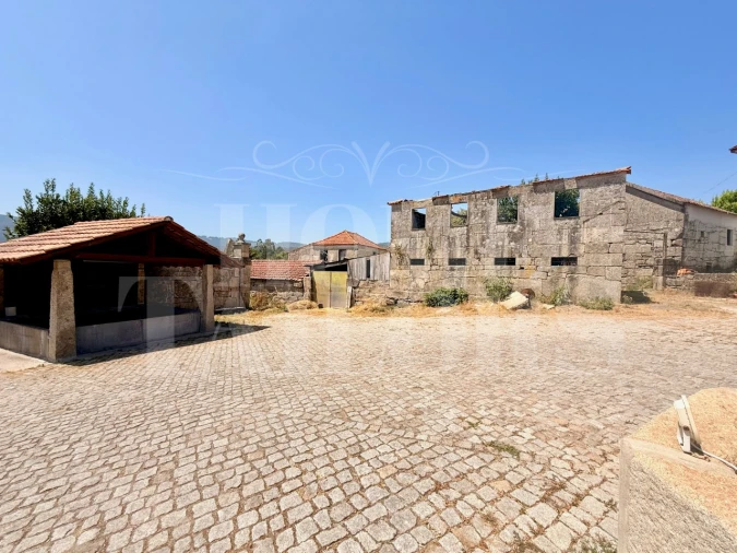 Moradia T3 para Venda em Abragão Foto 25