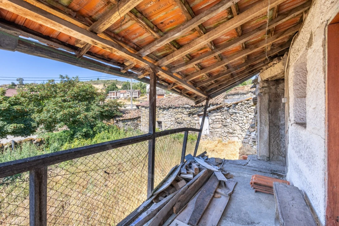 Moradia T3 para Venda em Vreia de Jales Foto 7