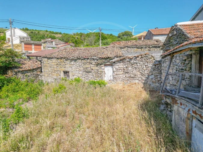 Moradia T3 para Venda em Vreia de Jales Foto 9