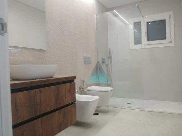 Moradia T4 para Venda em Fernao Ferro