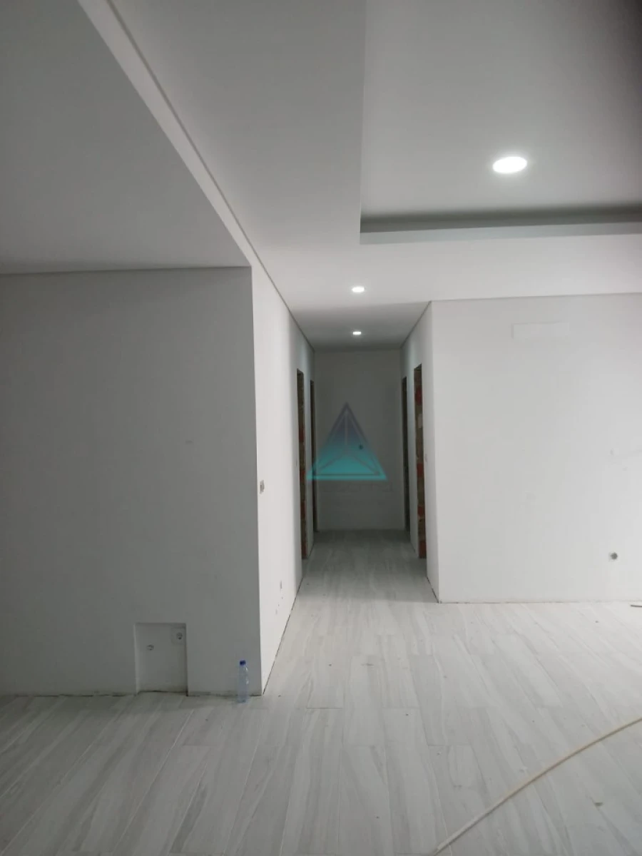 Moradia T4 para Venda em Fernao Ferro Foto 15