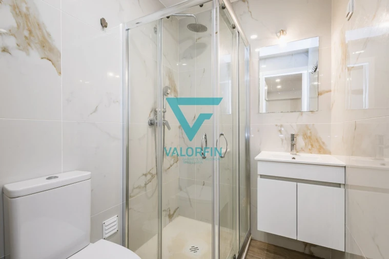 Moradia T4 para Venda em Alcobaça e Vestiaria Foto 9